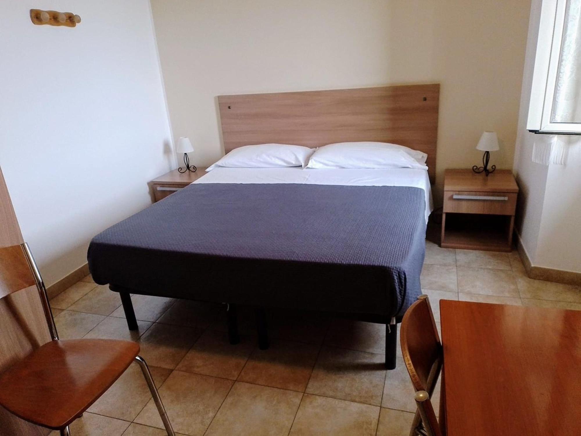 Hotel Pensione Cundari Taormina Buitenkant foto