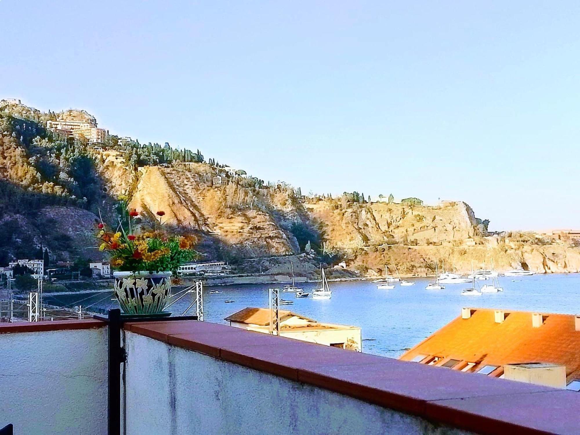 Hotel Pensione Cundari Taormina Buitenkant foto