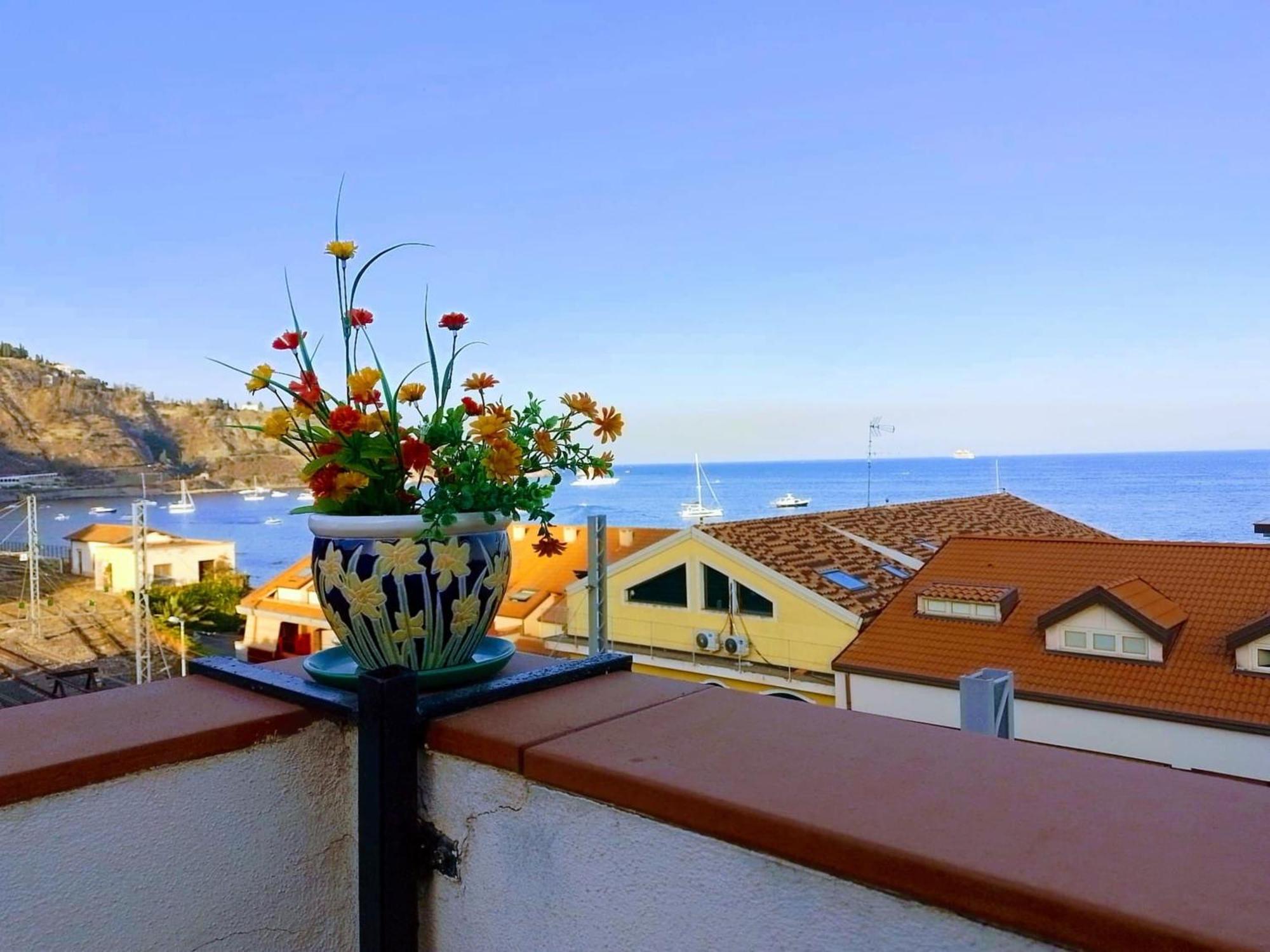 Hotel Pensione Cundari Taormina Buitenkant foto