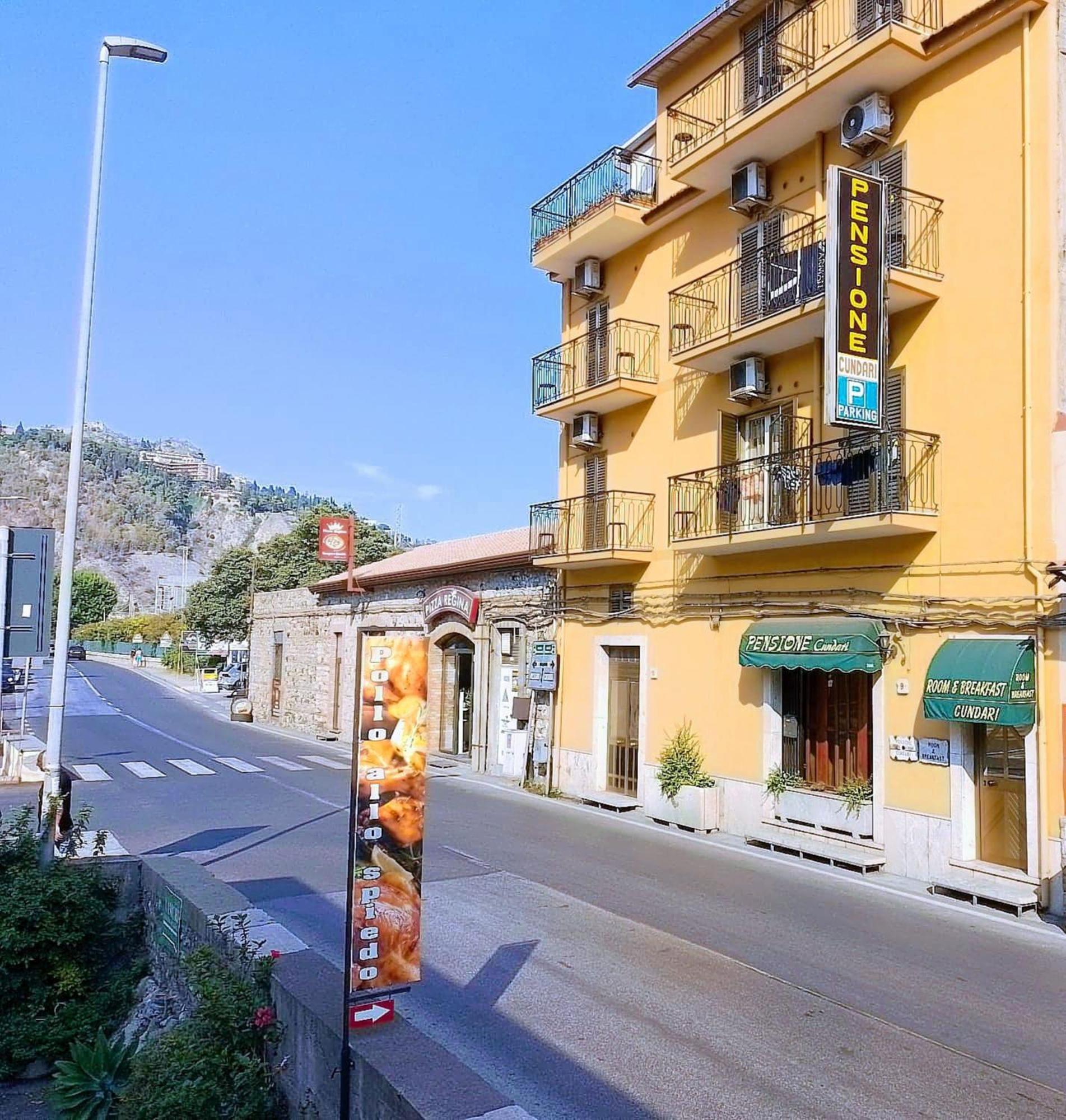 Hotel Pensione Cundari Taormina Buitenkant foto